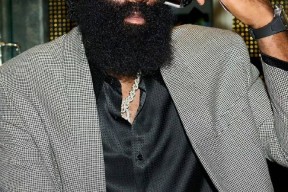 哈登连续三场比赛得分超过持续失利，美国队不断突破！引发球迷热议的简单介绍-九游体育